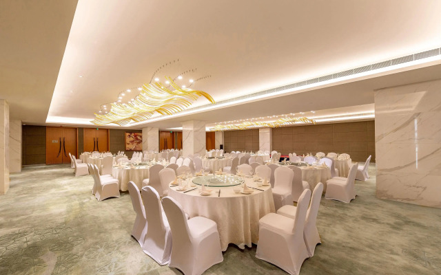 Holiday Inn Nanjing Xuanwu Lake by IHG