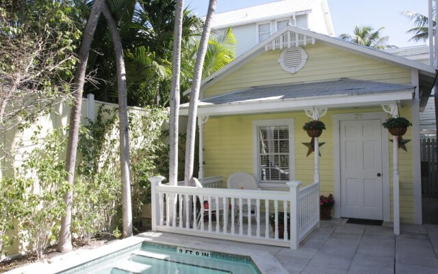 The Guesthouses at Southernmost Beach Resort - Adults only