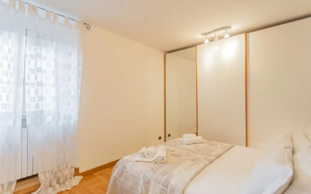 Volta Apartment in Como