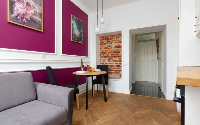 Apartment Plac Zamkowy by Renters