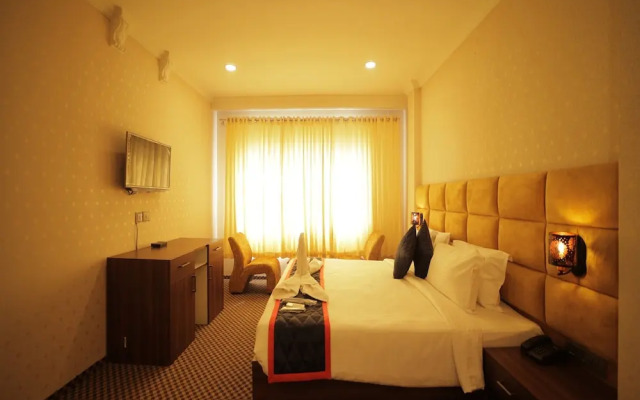 Adhava Park Inn