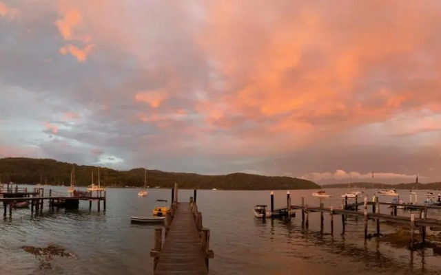 Island Paradise - Private Waterfront Retreat
