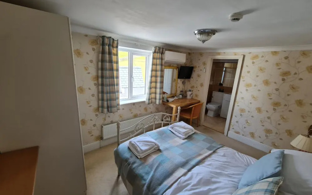 OYO Lavender House Hotel