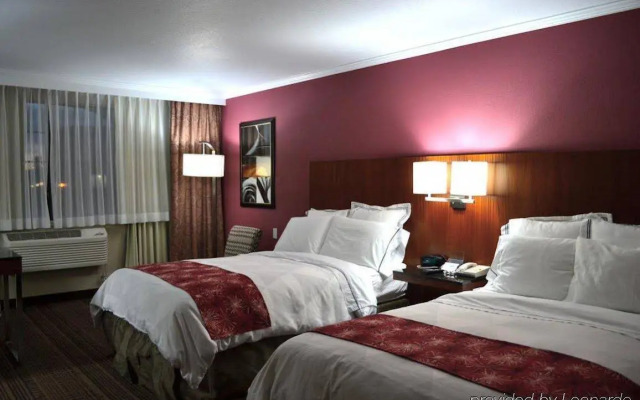 DoubleTree by Hilton Chatsworth