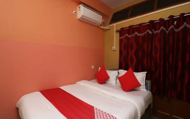 Oyo 27996 Hotel Green Park