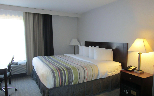 Country Inn & Suites by Radisson, Greenville, NC - фото 3