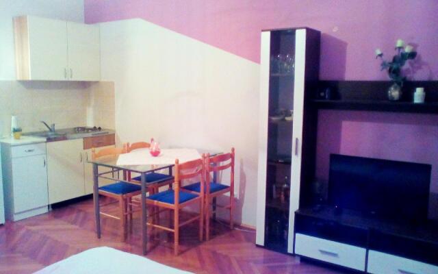 Apartments Ana