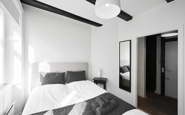 Charming 2-bed in City Center