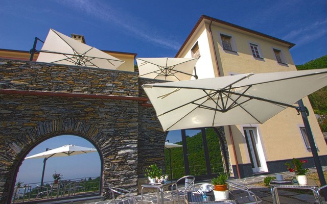 Oltremare Guest House