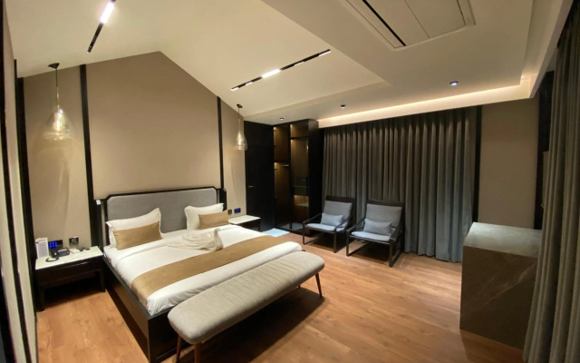 Radhe Upavan Resort – Guest Rooms – Ahmedabad
