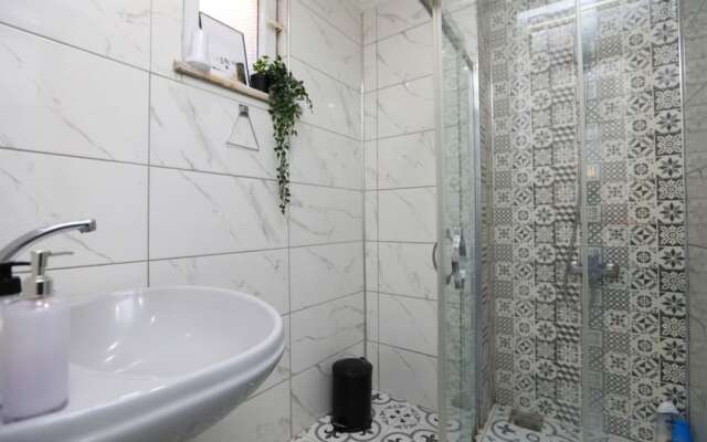 Central Flat w Sea View and Near Galata Tower