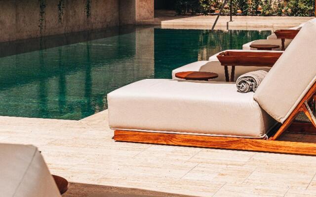 M Boutique Hotel - Designed for Adults