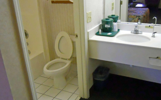 Americas Best Inn & Suites - Decatur