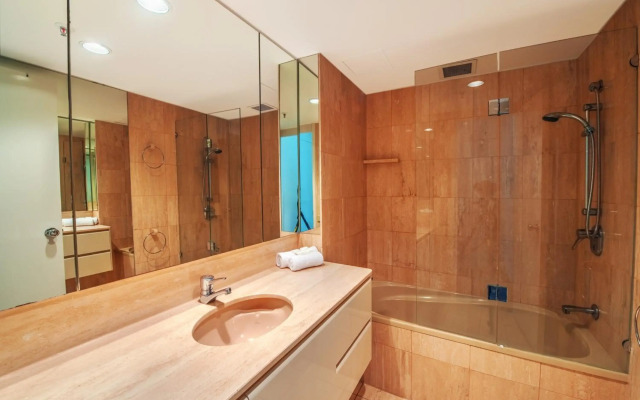 Contessa Holiday Apartments