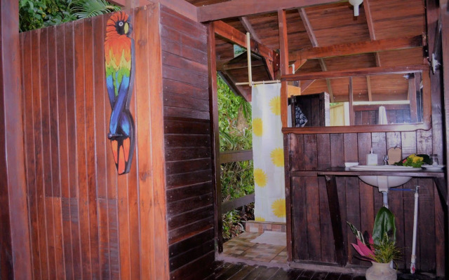 The Lookout Inn Lodge