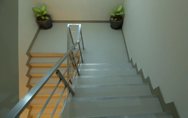 Central Place Serviced Apartment