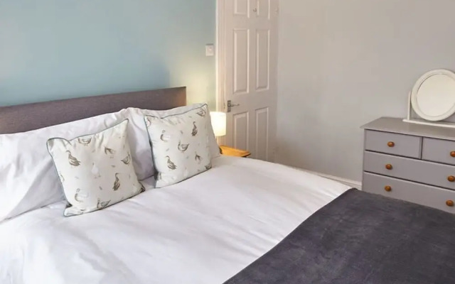 Host Stay Cobblestones