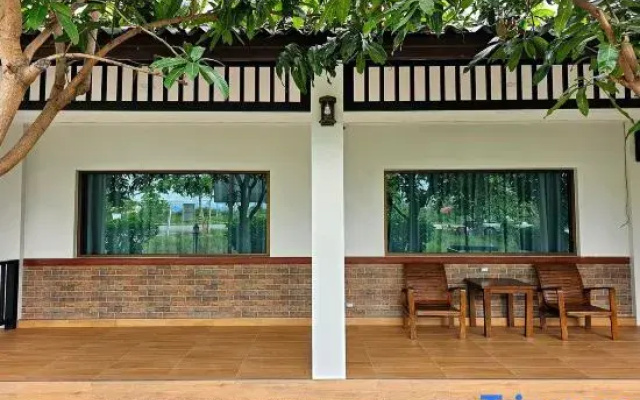Sanaepatan Home Resort