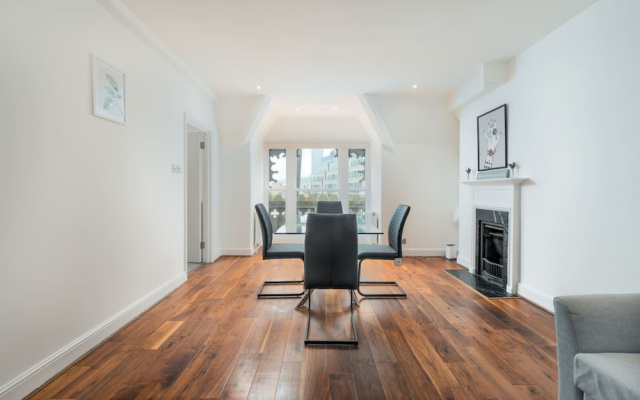 Central London 3 Bed Flat FS4