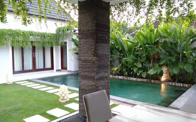 5 Bedrooms Legian and Seminyak Private Pool Villa