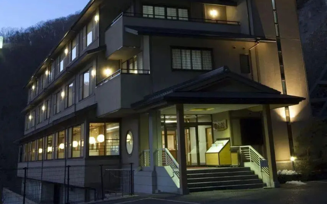 Taishakukyo Kanko Hotel Kinsaikan