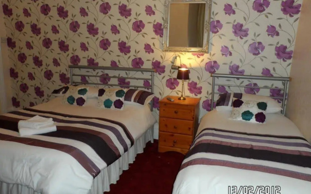 Lyric Hotel