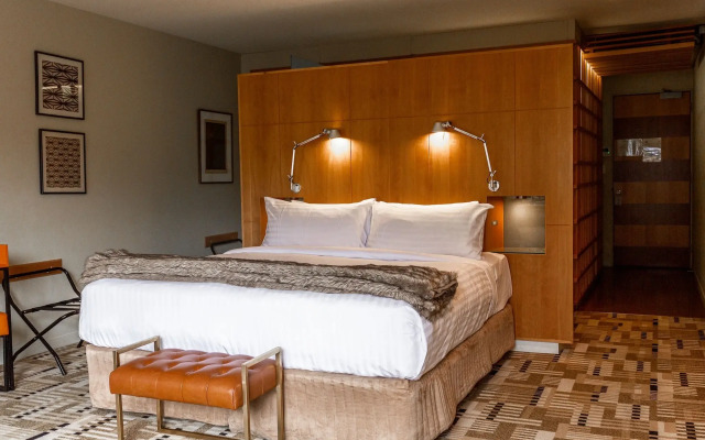 Islington Hotel