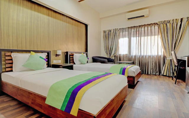 FabHotel Astor Suites HSR