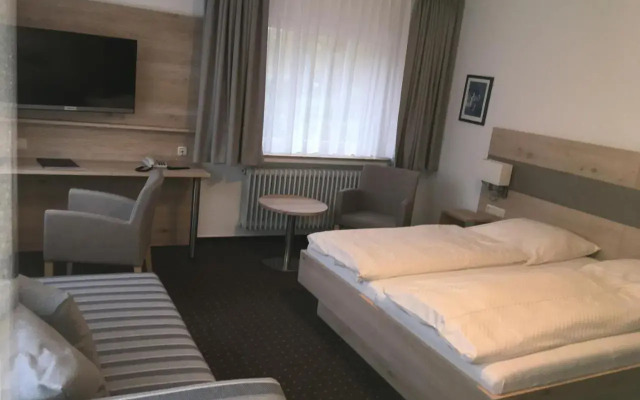 Hotel Neuenburger Hof