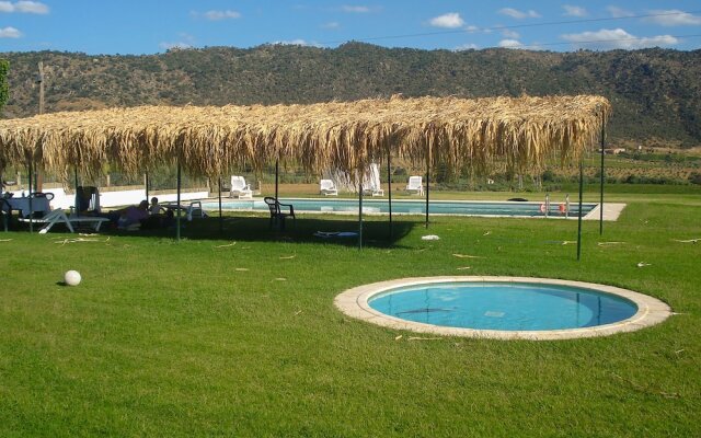 Cozy Cottage In Vila Flor With Swimming Pool
