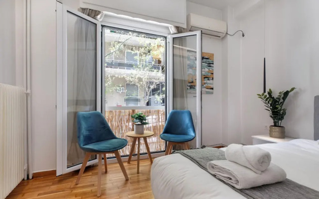 Viora Stunning Deluxe Studio in Athens