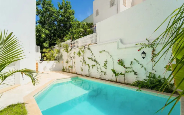 Villa Malaga Luxury for 10 in Central Marsa
