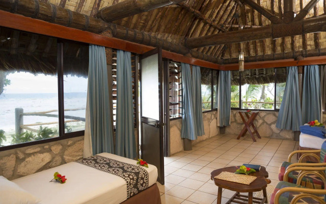 Beachcomber Island Resort