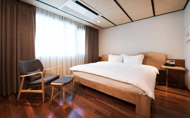 Travelodge Myeongdong City Hall