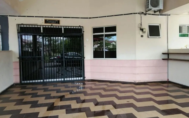 Homestay Pejal