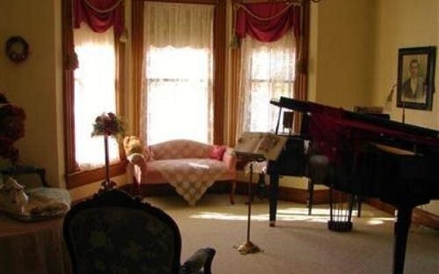 Victorian Rose Garden