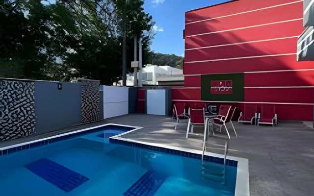 Casa em Condomínio Frente a Praia Caraguatatuba