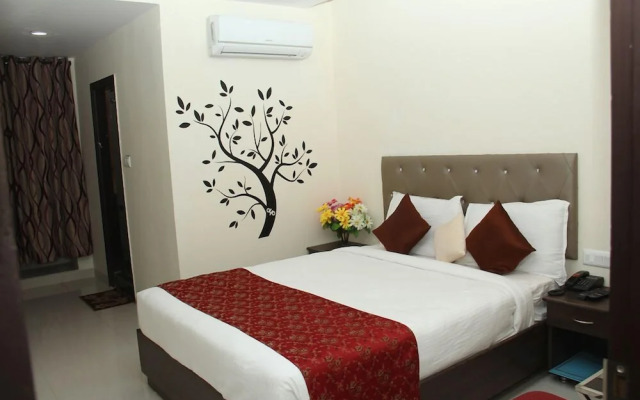 Hotel Lotus Grand