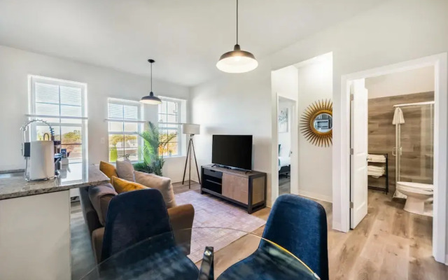Modern Retreat Near Henry Ford