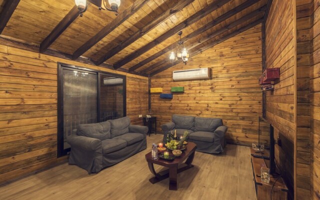 Antola Resort Thomama