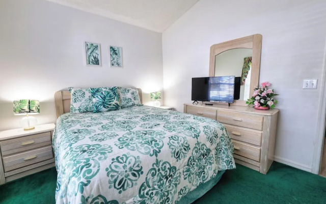 Sandra's Eagle Pointe Vacation Home