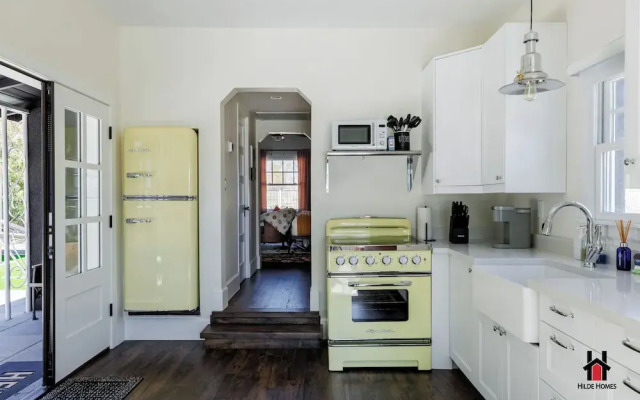 Remodeled 1920s Bungalow & Retro Casita