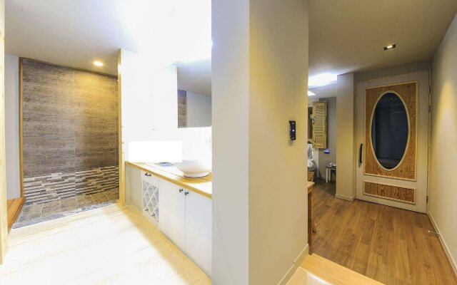Nabi Hotel