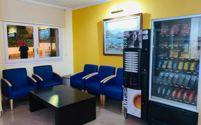 Eva Aparthotel