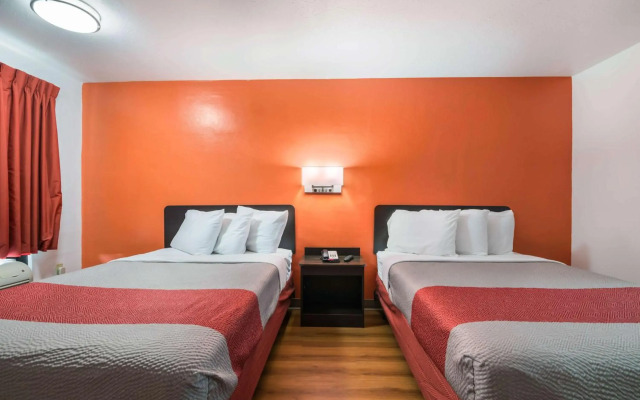 Motel 6 Attalla, AL