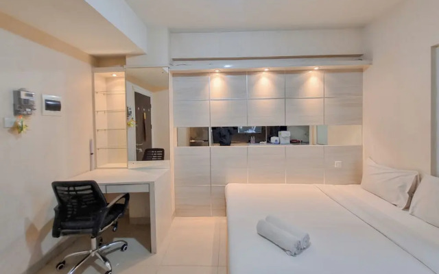 Warm Studio At Student Castle Yogyakarta Apartment