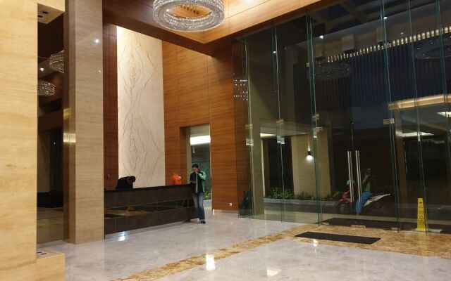 Clean & Compact Room at Elpis sun rise view