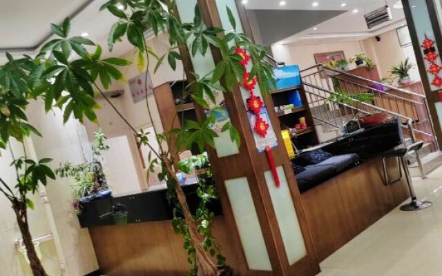 Tonghe Express Hotel