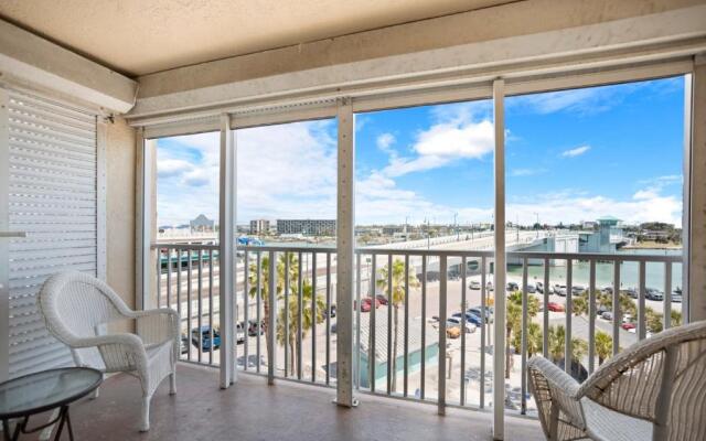 405 Beach Place Condos