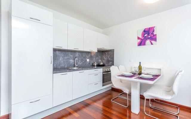 Nice Home in Malinska With Wifi and 1 Bedrooms